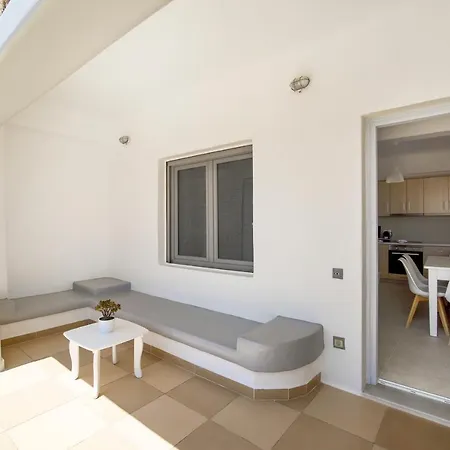 Oniropetra Mykonos Apartman *