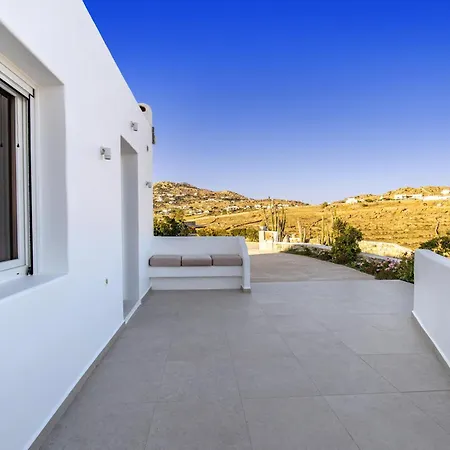 Oniropetra Mykonos Plintri