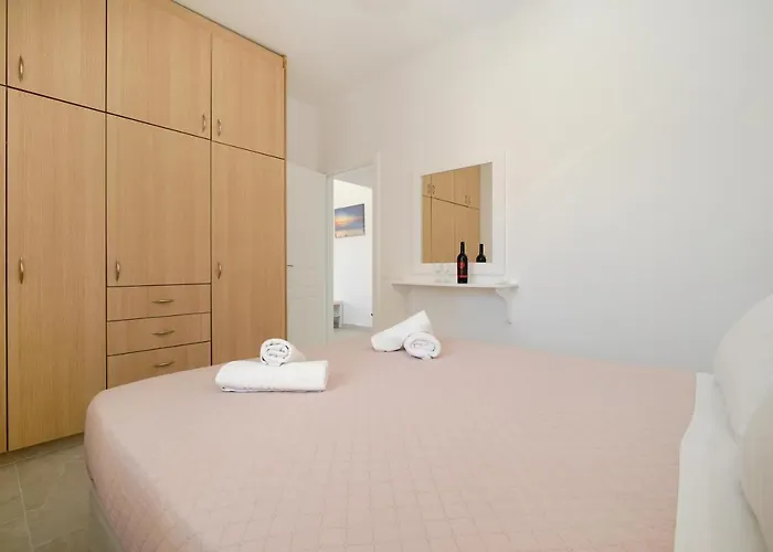 Oniropetra Mykonos Lägenhet Plintri