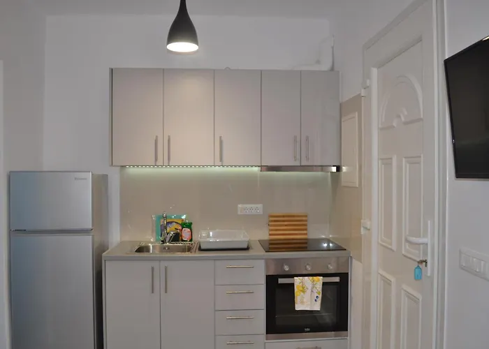 Oniropetra Mykonos * Plintri