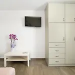 Апартаменты Oniropetra Mykonos