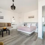 Апартаменты Oniropetra Mykonos *