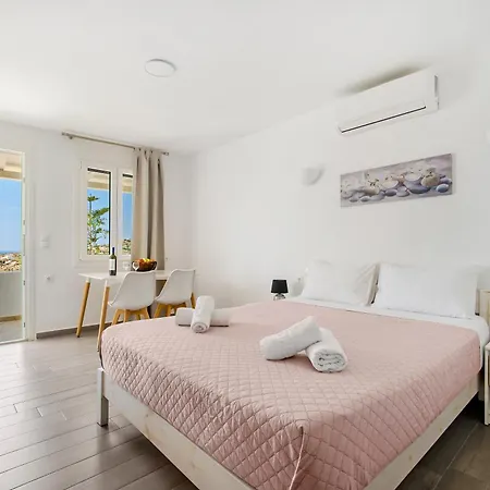 Oniropetra Mykonos 公寓 Plintri